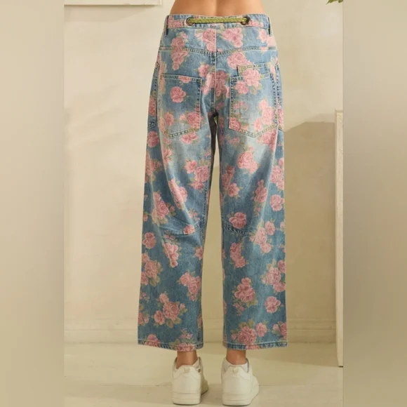 Oli & Hali Floral Blue Cropped Jeans - Picture 5 of 5